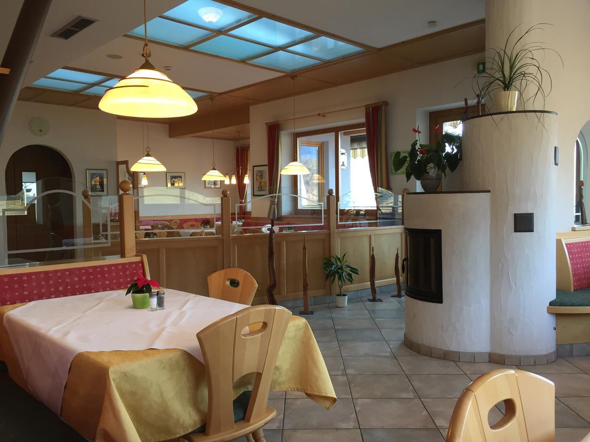 Gasthof Pizzeria Unterwirt Collepietra  Zewnętrze zdjęcie
